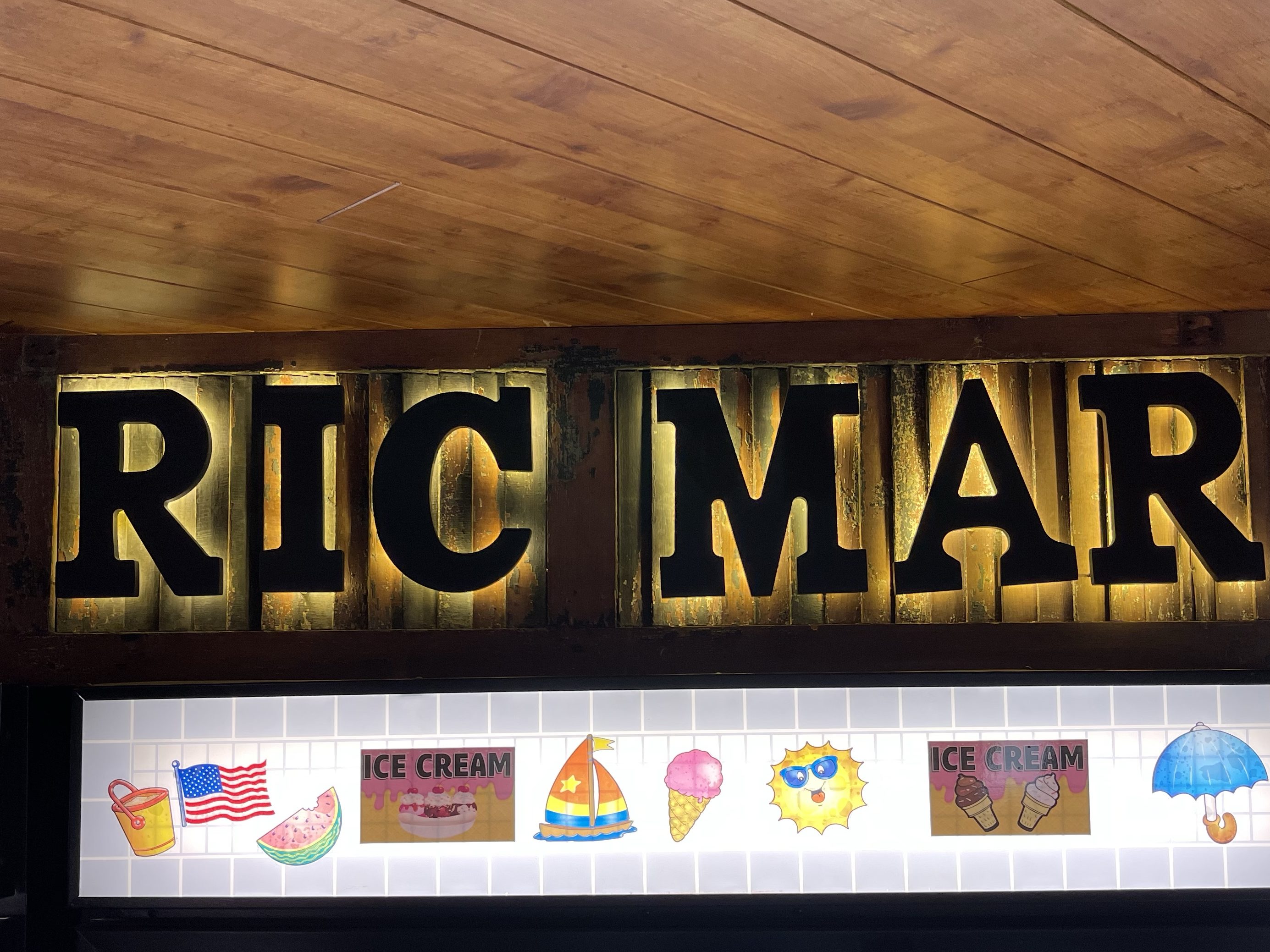 about-ric-mar-restaurant-and-ice-cream