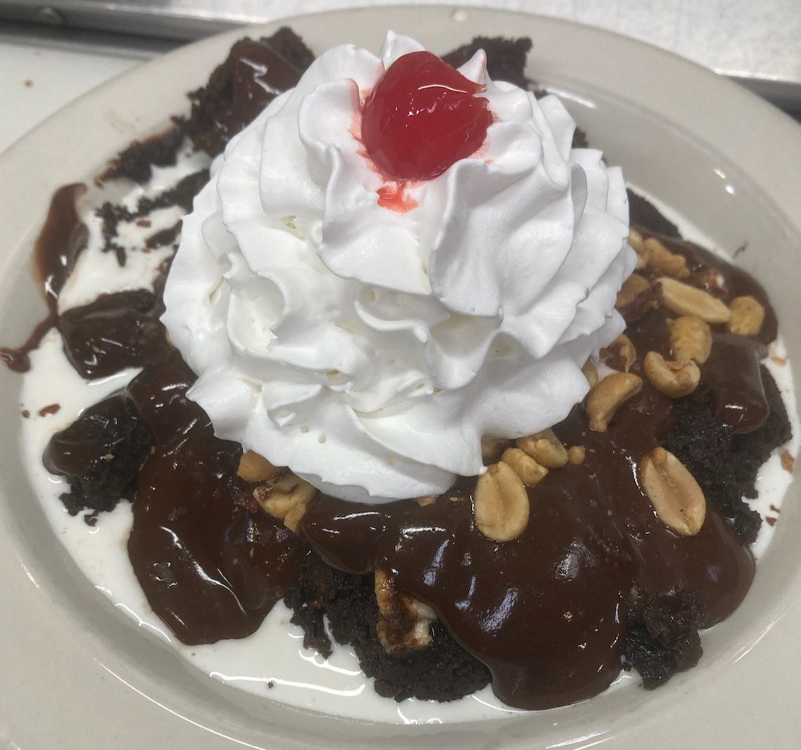 Hot Fudge Brownie Sundaes